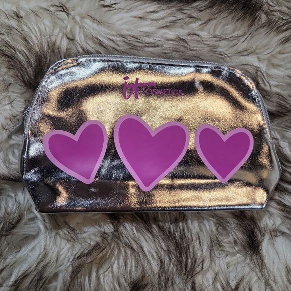 it cosmetics Handbags - IT Cosmetics Shiny Silver Cosmetic Pouch